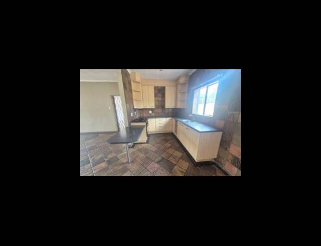 2 BEDROOM HOUSE FOR SALE IN BRAKPAN NORTH